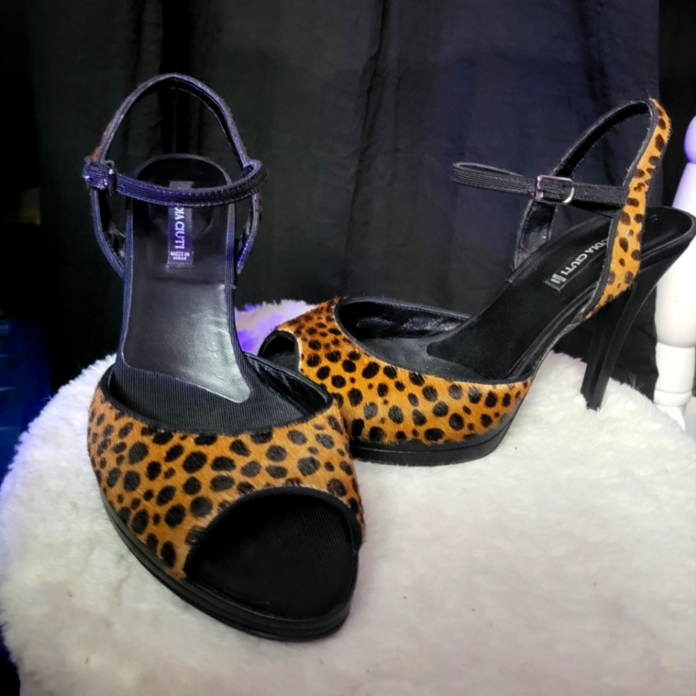 Claudia Cuiuti heels